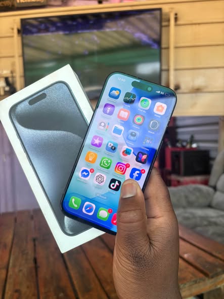 iPhone 15 pro photo 3