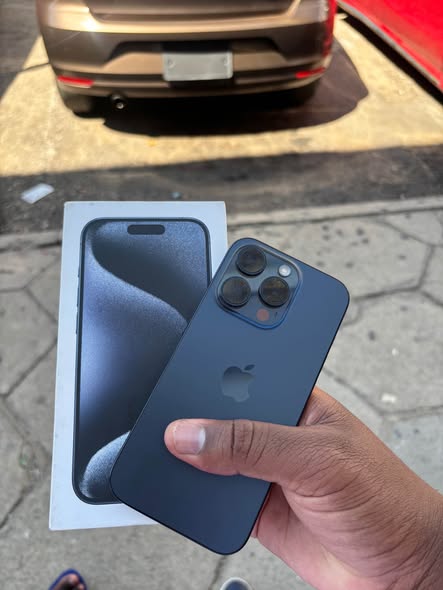 iPhone 15 pro photo 2