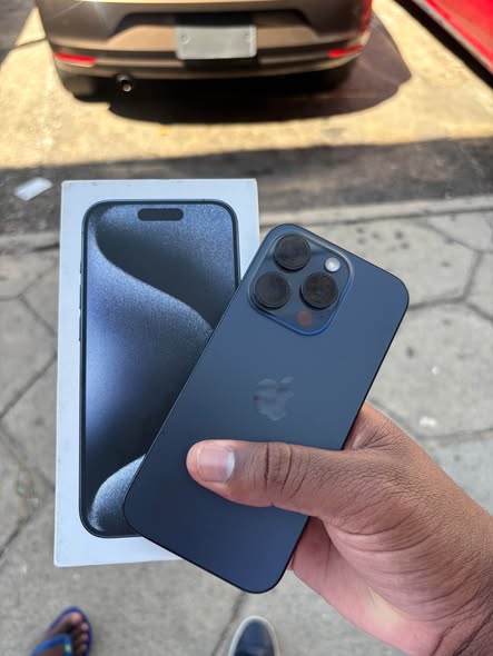 iPhone 15 pro photo 1