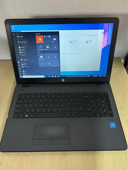 HP laptop photo 5