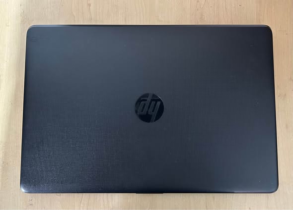 HP laptop photo 1