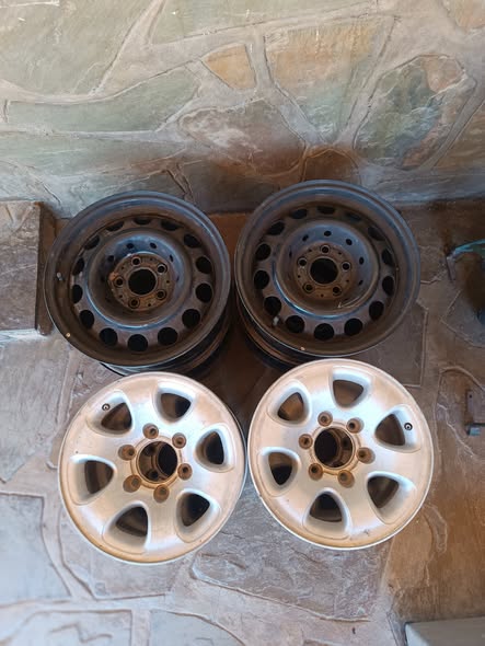 Mercedes-Benz and Marzda Rim Sets photo 1