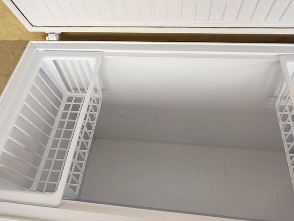 Defy deep freezer for sale 530L photo 5