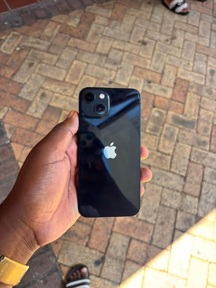 Iphone 13 photo 2