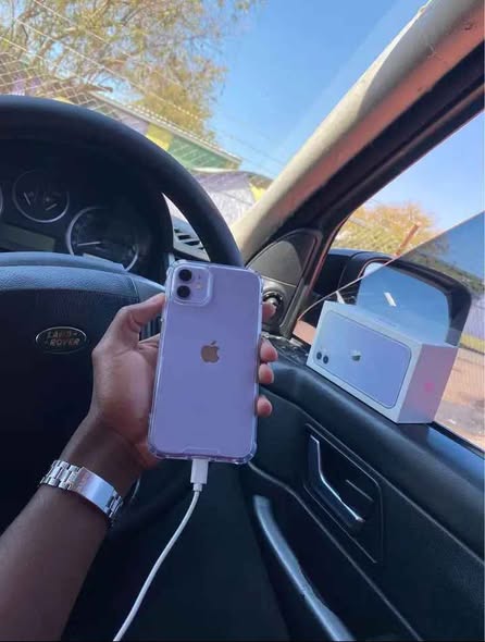 iPhone 11 photo 1