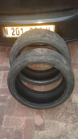205/40/R17 two tyres photo 1