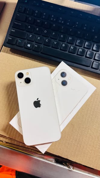iPhone 13 photo 1
