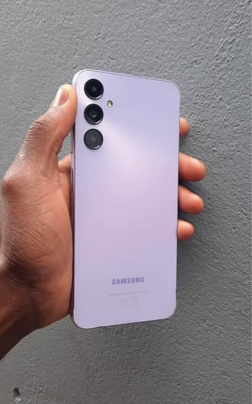 Samsung A05s photo 2