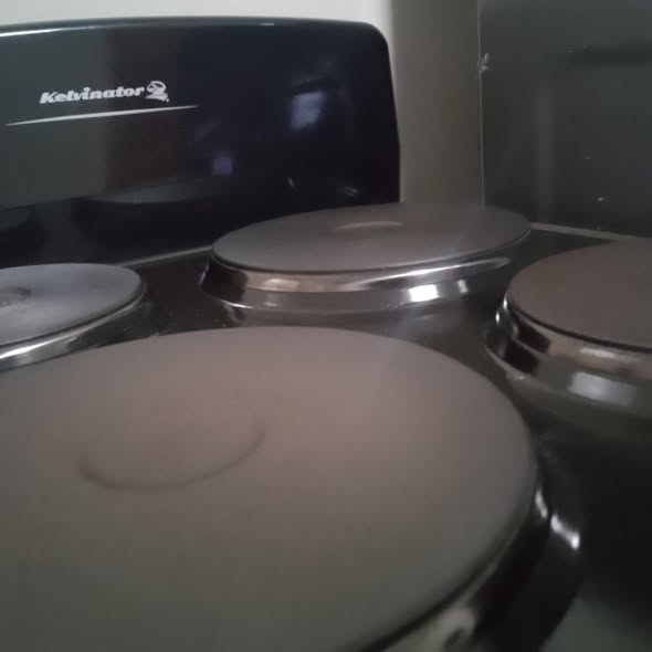 4 Plate Stove photo 4