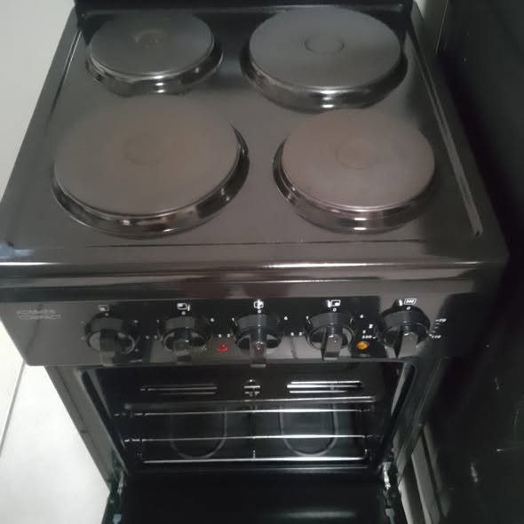 4 Plate Stove photo 5