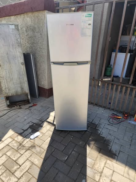Grey hisense fridge photo 1