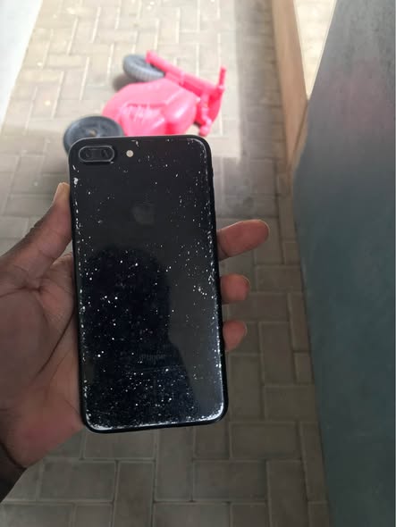iPhone 7 plus 128gb photo 3