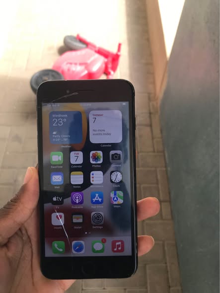 iPhone 7 plus 128gb photo 2