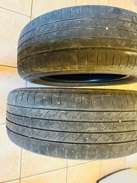 215/60R17 photo 1
