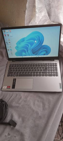 Lenovo ideapad photo 5