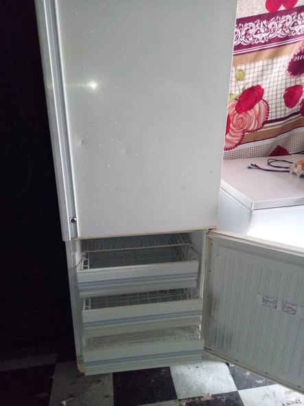 Fridge photo 3