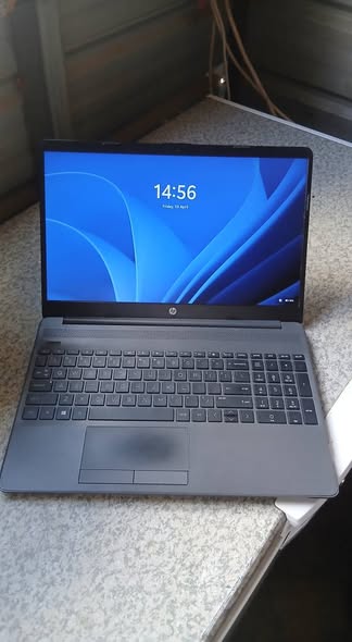 Hp laptop photo 1