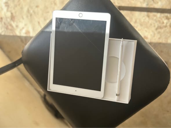 iPad 6th generation photo 5