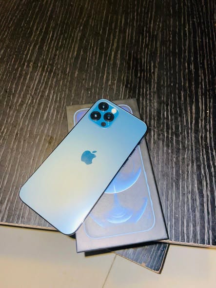 iPhone 12 Pro photo 1
