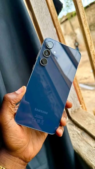 Samsung galaxy a35 photo 1