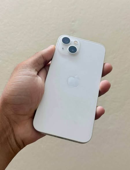 IPhone 13  128GB photo 1