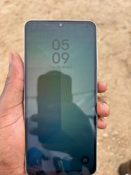 Samsung A06  64g photo 1