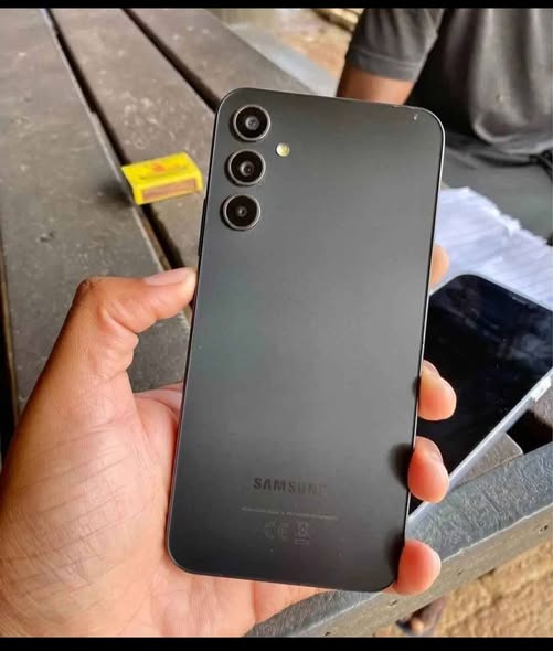 Samsung Galaxy A34 5G photo 1