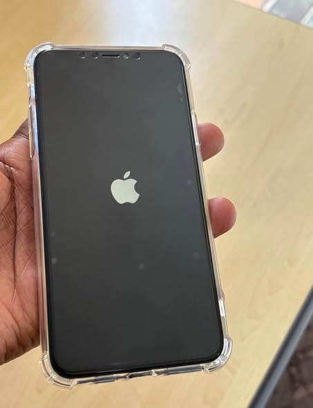 IPhone XS Max photo 2