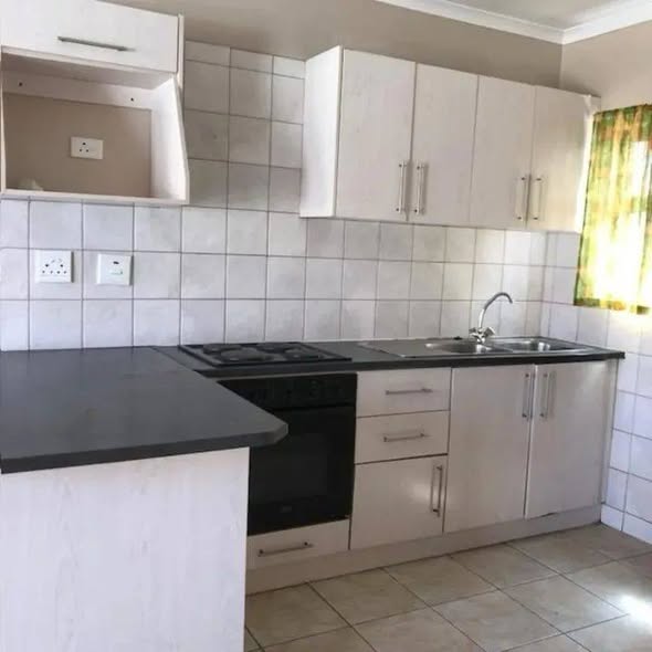 Flat For Sale photo 1