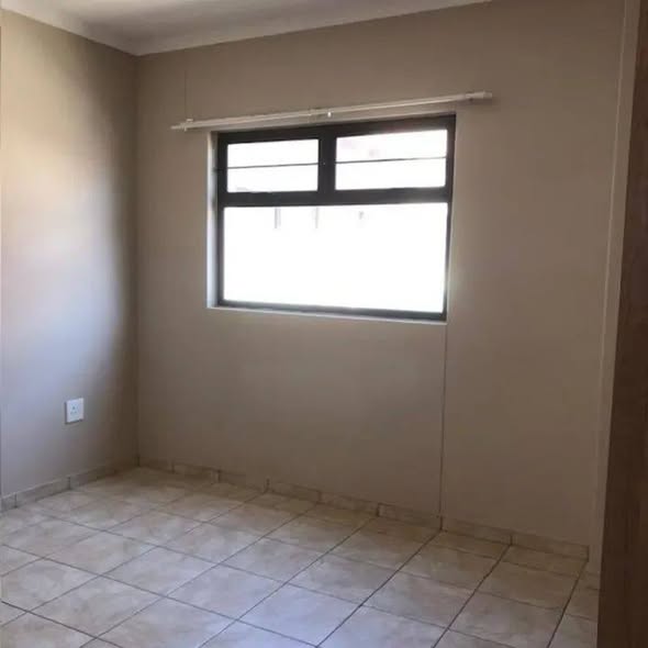 Flat For Sale photo 2