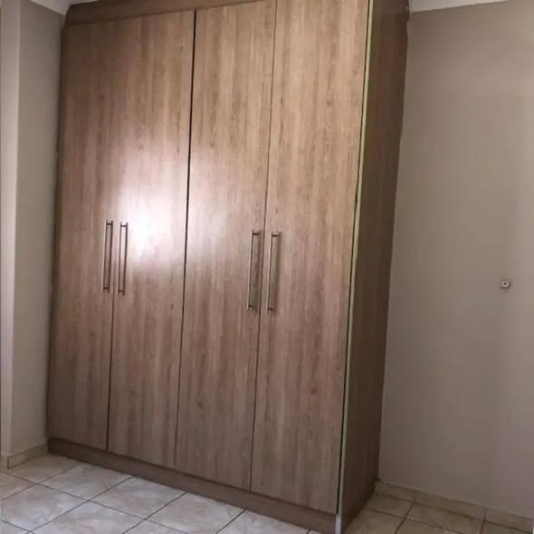 Flat For Sale photo 3