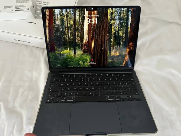 Macbook air m2 photo 2