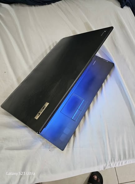 Acer laptop photo 3