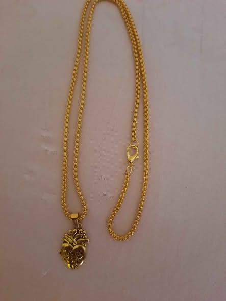 Heart necklace photo 3