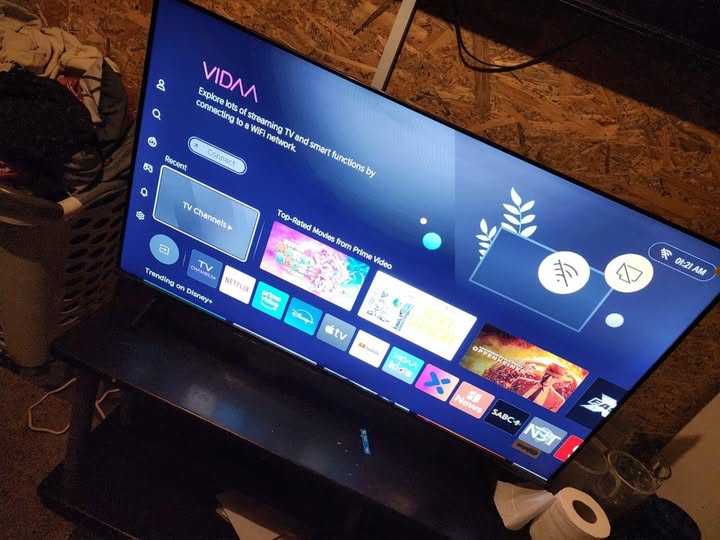 43" Smart Tv photo 1