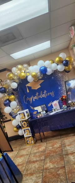 Graduation decoration photo 4