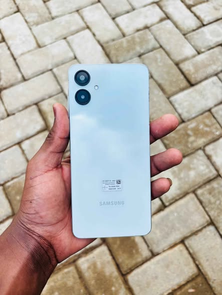 Samsung galaxy A06 photo 2