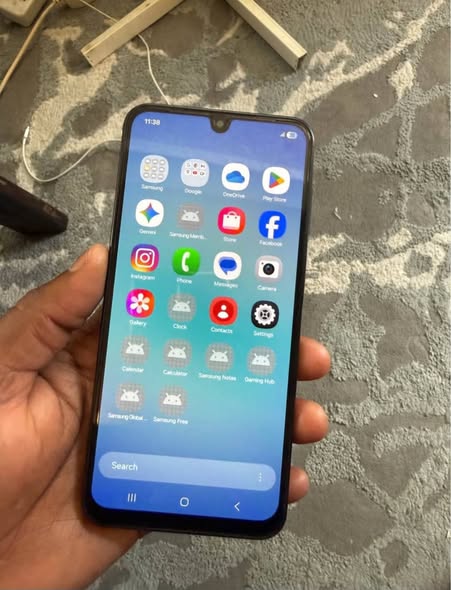 Samsung A17 128gig photo 3