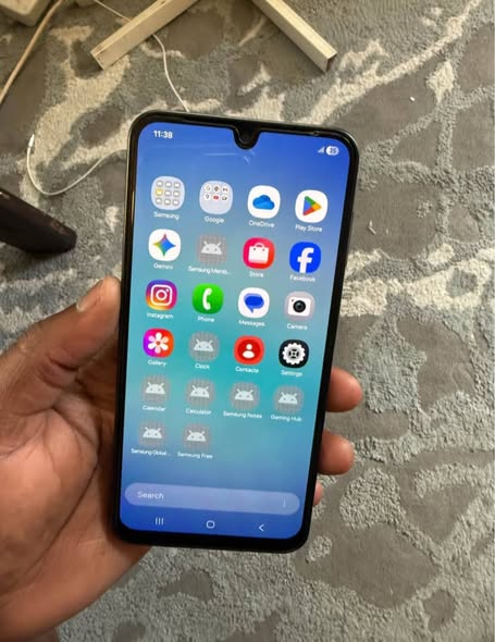 Samsung A17 128gig photo 1