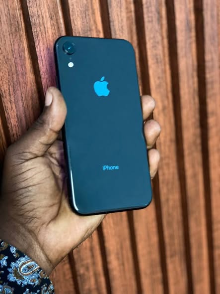 Iphone XR 64gb photo 1