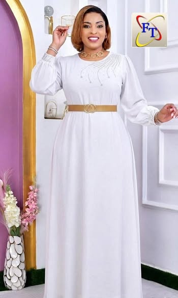 Dress photo 2
