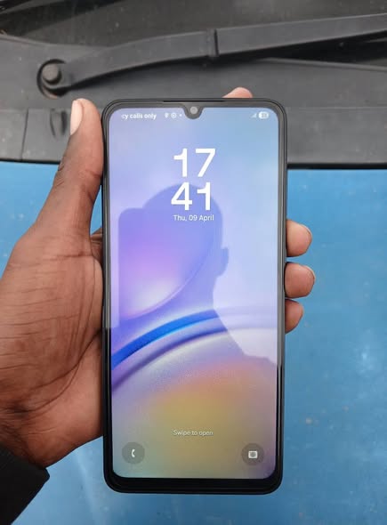 Samsung galaxy A05 64gig photo 1