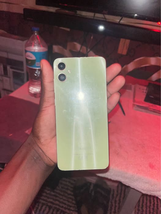 Samsung A05 photo 1