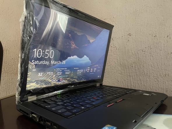LENOVO Thinkpad photo 4