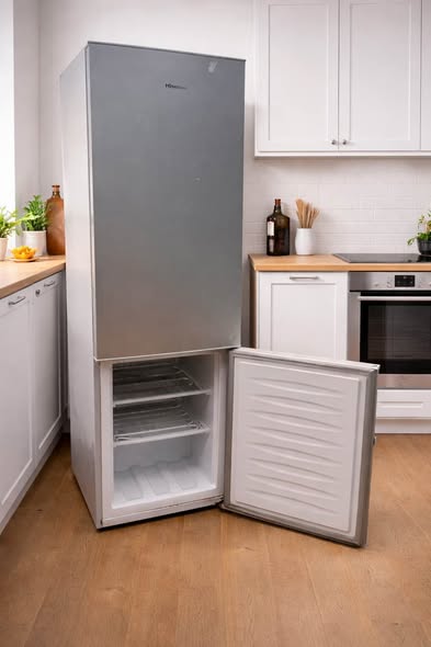 Hisense Fridge photo 3
