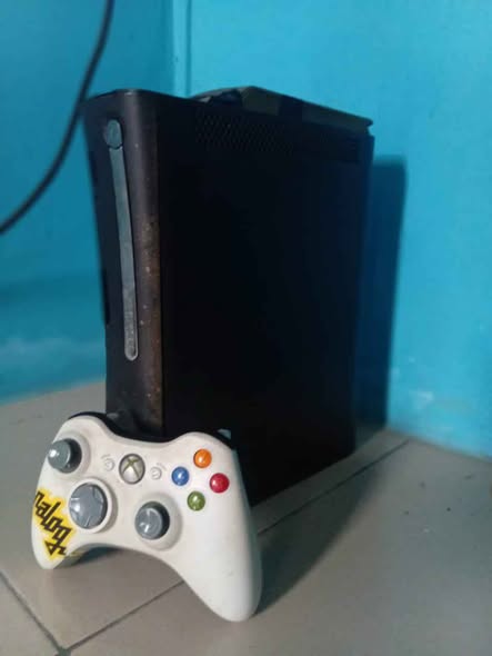 UK used jailbreak Xbox 360 photo 5