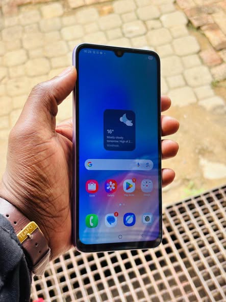 Samsung A05s photo 1