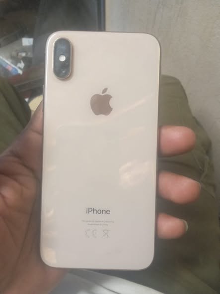 IPhone xs photo 2