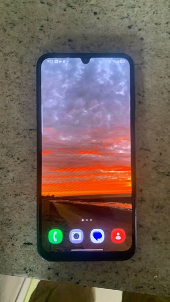 Samsung A24 photo 1