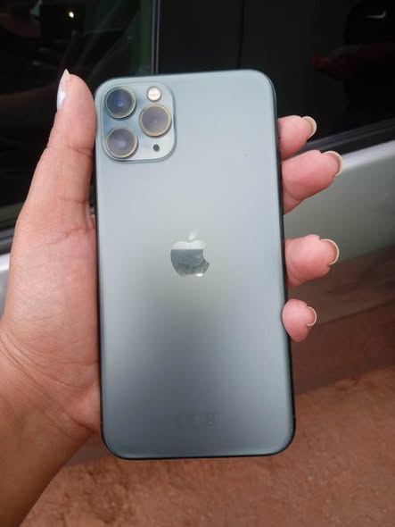 iphone 11 pro photo 3
